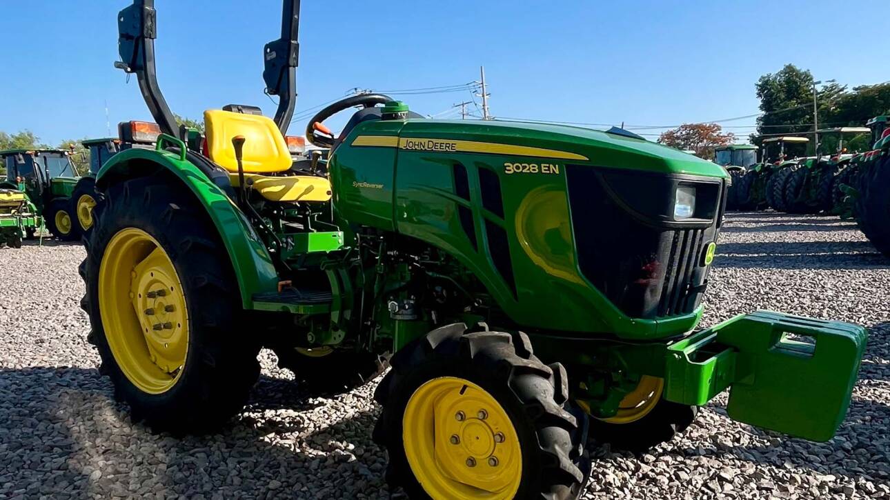 John Deere 3028 EN