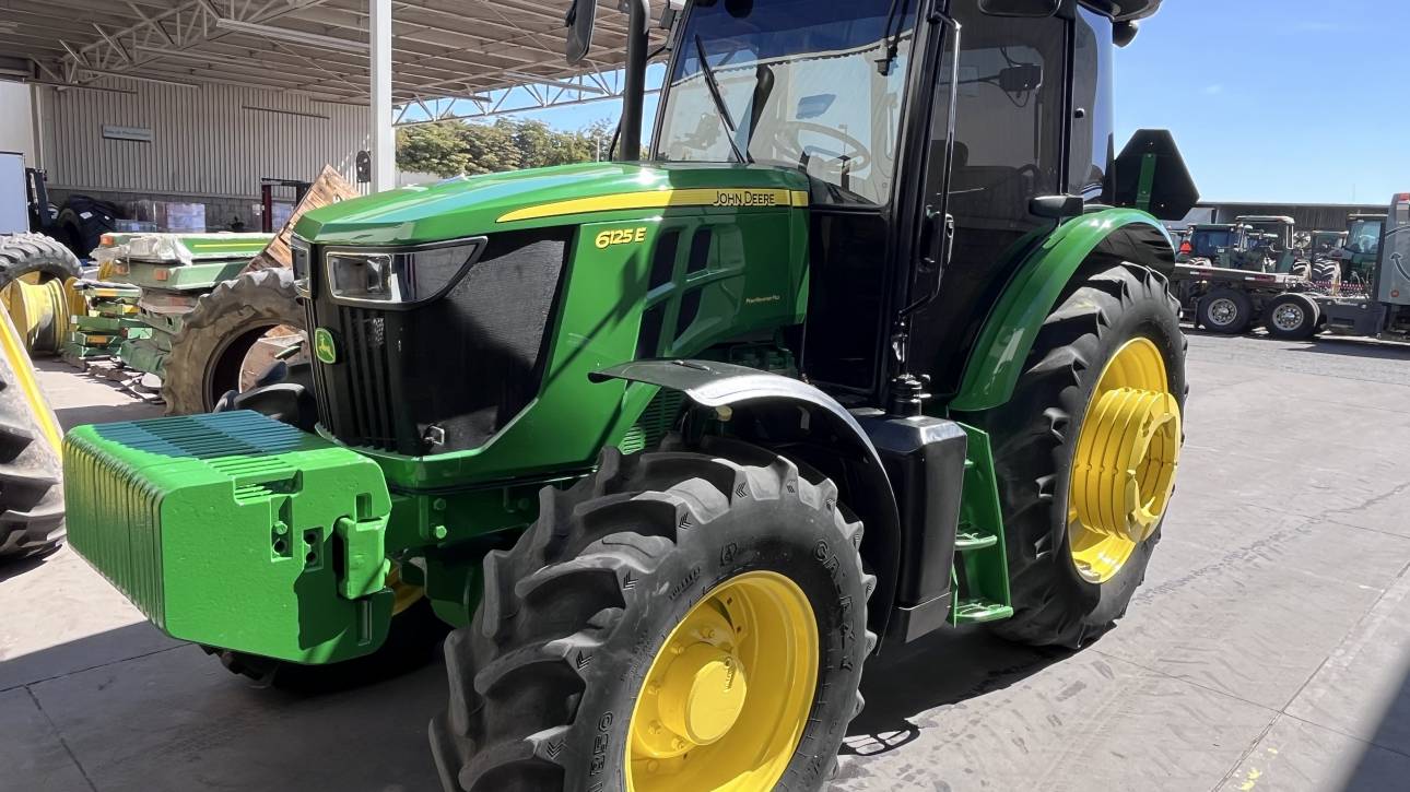 JOHN DEERE 6125 DT CC